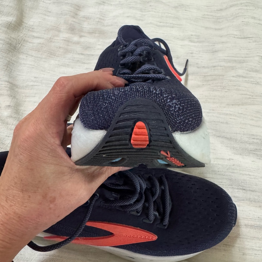 Brooks Women’s Glycerin Max - Picture 10 of 15
